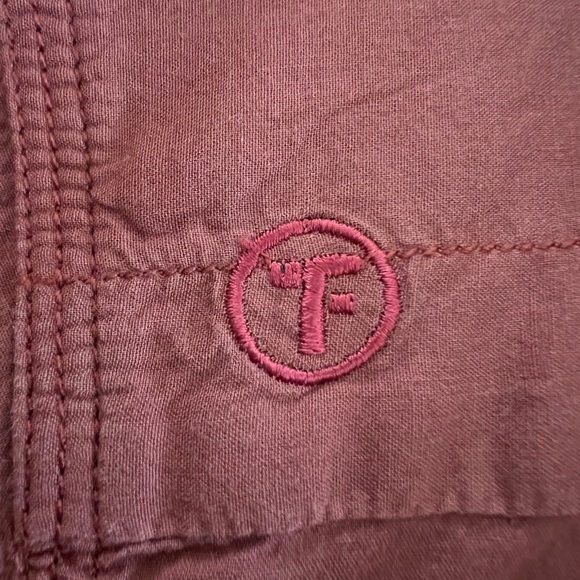 Tankfarm Large Brick Red SS - Picture 4 of 4